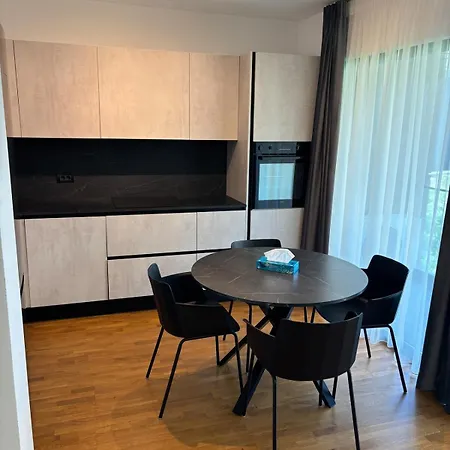 Aviatiei Boutique * Βουκουρέστι